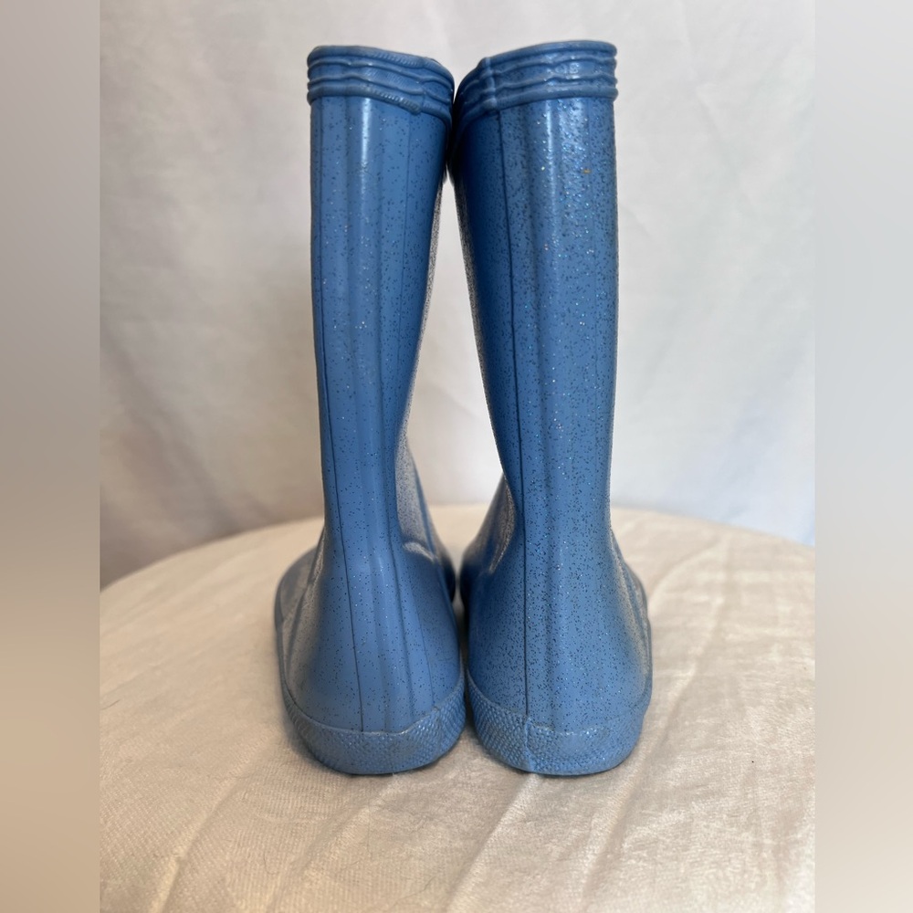 Hunter Classic Blue Waterproof Boots for Kids. Size 7. - Picture 3 of 8